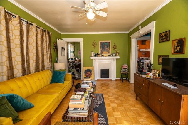 2111 Aaron Street, Los Angeles, CA 90026