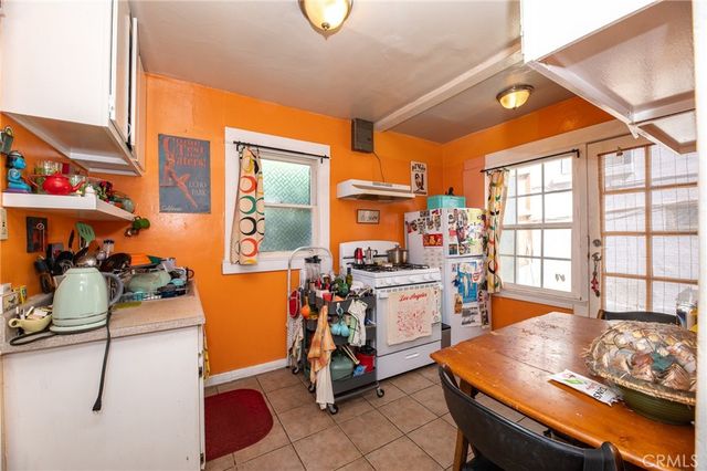 2111 Aaron Street, Los Angeles, CA 90026