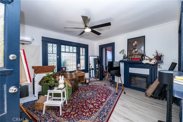2111 Aaron Street, Los Angeles, CA 90026