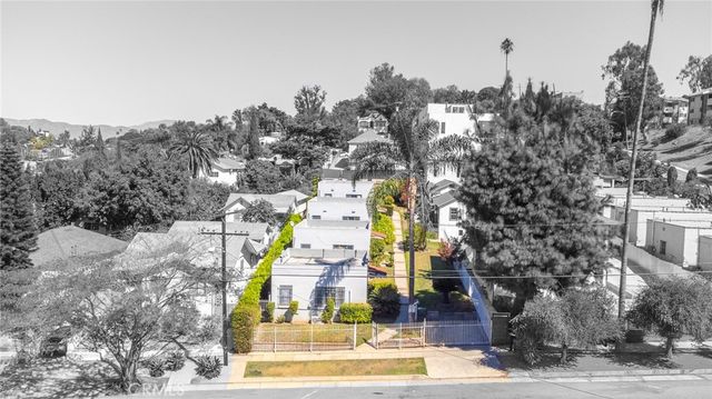 2111 Aaron Street, Los Angeles, CA 90026