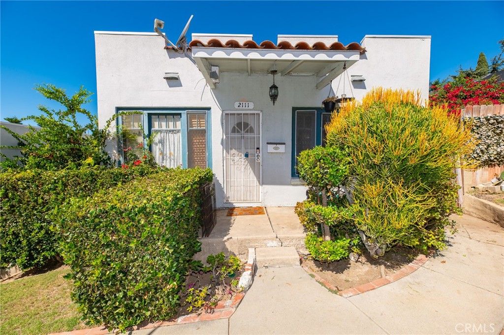 2111 Aaron Street, Los Angeles, CA 90026 — photo 3