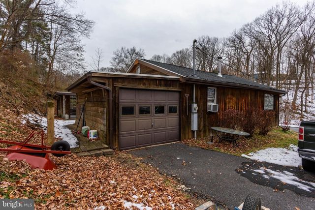 1016 BLUE RIDGE RD, Harrisburg, PA 17110