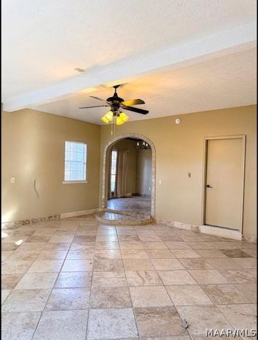 521 NEW BINGHAM Drive, Wetumpka, AL 36093