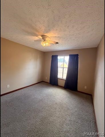 521 NEW BINGHAM Drive, Wetumpka, AL 36093