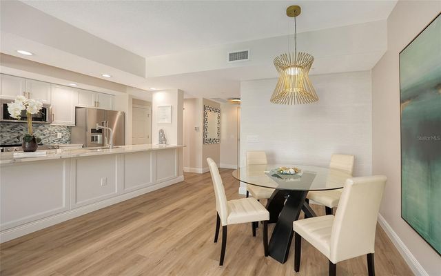 800 N TAMIAMI TRAIL 312, Sarasota, FL 34236