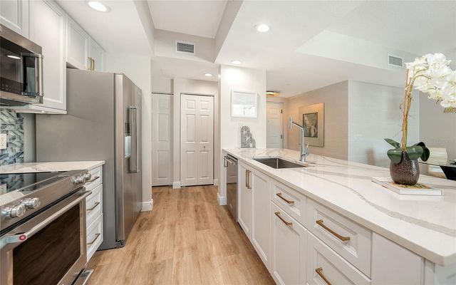 800 N TAMIAMI TRAIL 312, Sarasota, FL 34236