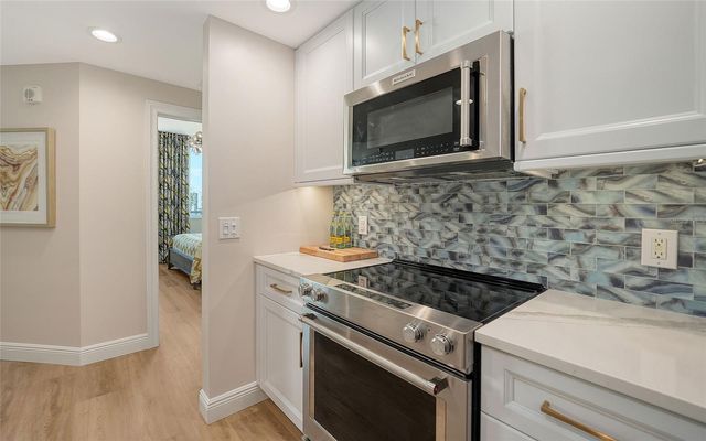 800 N TAMIAMI TRAIL 312, Sarasota, FL 34236
