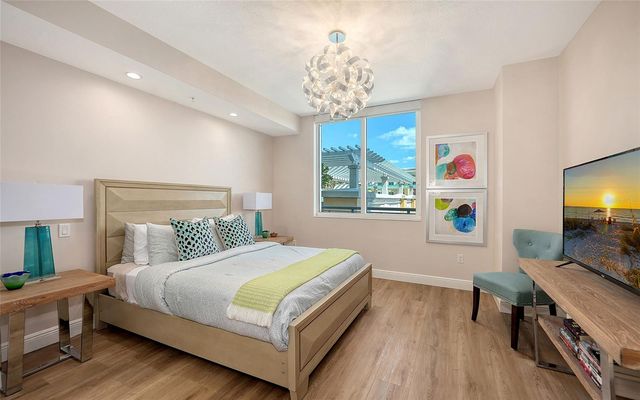 800 N TAMIAMI TRAIL 312, Sarasota, FL 34236