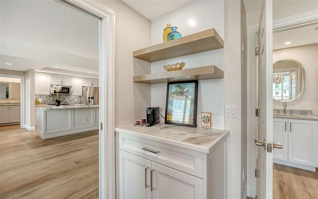 800 N TAMIAMI TRAIL 312, Sarasota, FL 34236