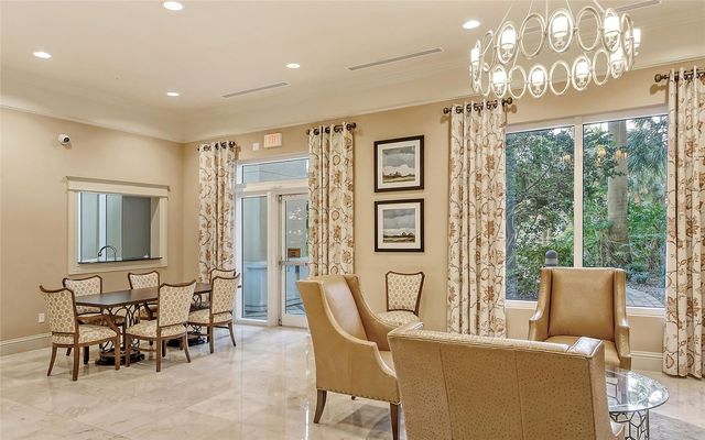 800 N TAMIAMI TRAIL 312, Sarasota, FL 34236