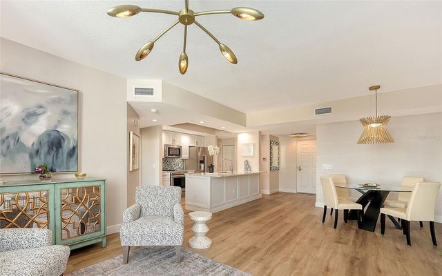800 N TAMIAMI TRAIL 312, Sarasota, FL 34236