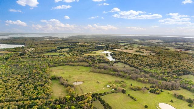 3647 County Road 265, Collinsville, TX 76233
