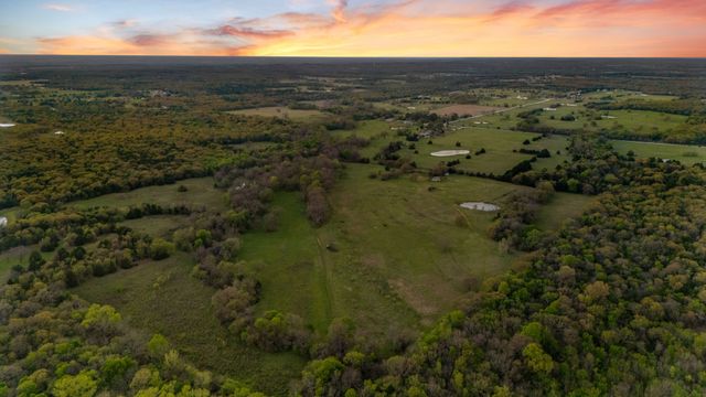 3647 County Road 265, Collinsville, TX 76233
