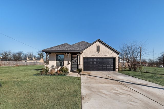 404 W Rochester Street, Terrell, TX 75160