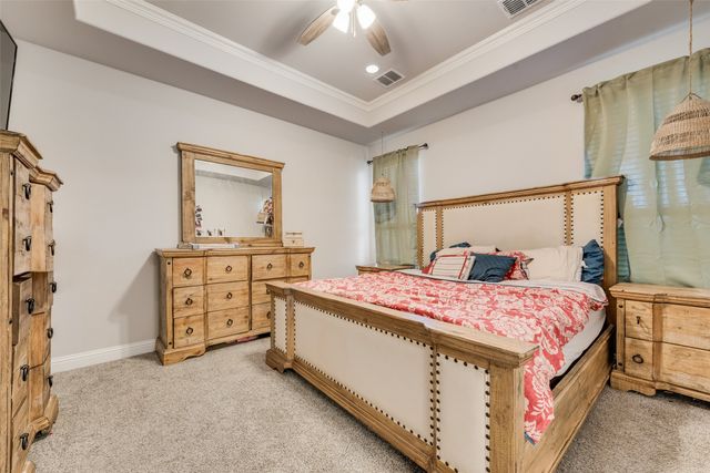 404 W Rochester Street, Terrell, TX 75160