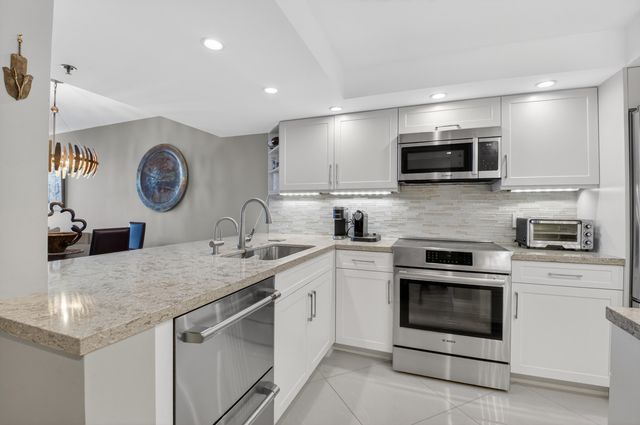 2687 N Ocean Boulevard G403, Boca Raton, FL 33431