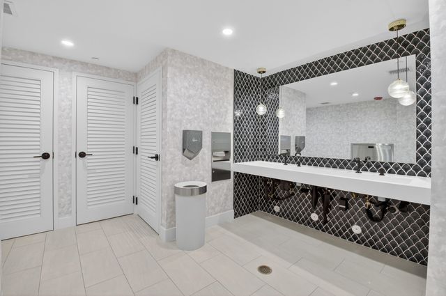 2687 N Ocean Boulevard G403, Boca Raton, FL 33431