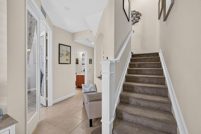 11812 Valencia Gardens Avenue, Palm Beach Gardens, FL 33410