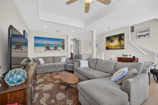 11812 Valencia Gardens Avenue, Palm Beach Gardens, FL 33410
