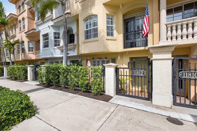 11812 Valencia Gardens Avenue, Palm Beach Gardens, FL 33410