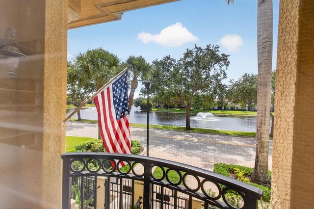11812 Valencia Gardens Avenue, Palm Beach Gardens, FL 33410