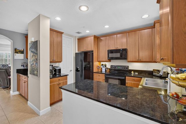 11812 Valencia Gardens Avenue, Palm Beach Gardens, FL 33410