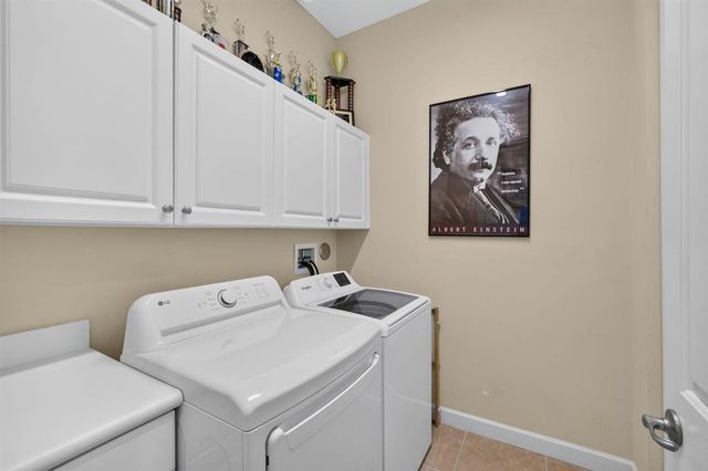 11812 Valencia Gardens Avenue, Palm Beach Gardens, FL 33410