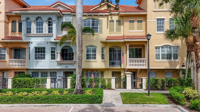 11812 Valencia Gardens Avenue, Palm Beach Gardens, FL 33410