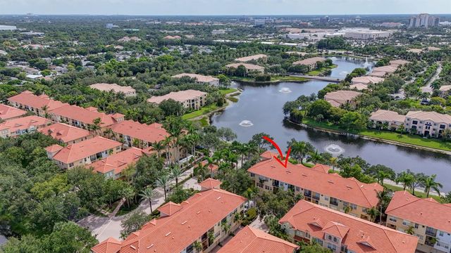 11812 Valencia Gardens Avenue, Palm Beach Gardens, FL 33410