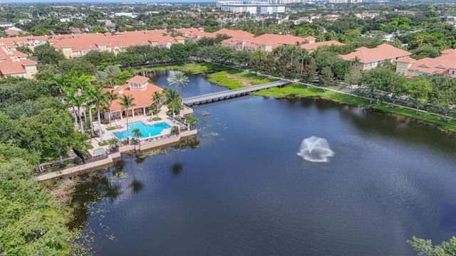 11812 Valencia Gardens Avenue, Palm Beach Gardens, FL 33410