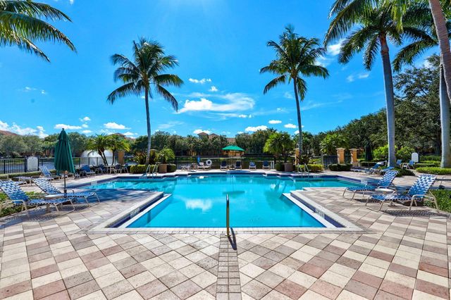 11812 Valencia Gardens Avenue, Palm Beach Gardens, FL 33410