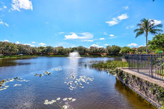 11812 Valencia Gardens Avenue, Palm Beach Gardens, FL 33410