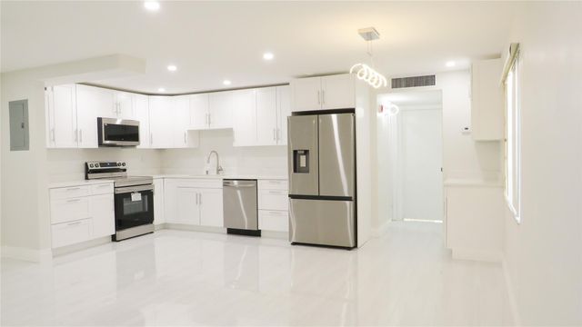 343 Normandy 343, Delray Beach, FL 33484
