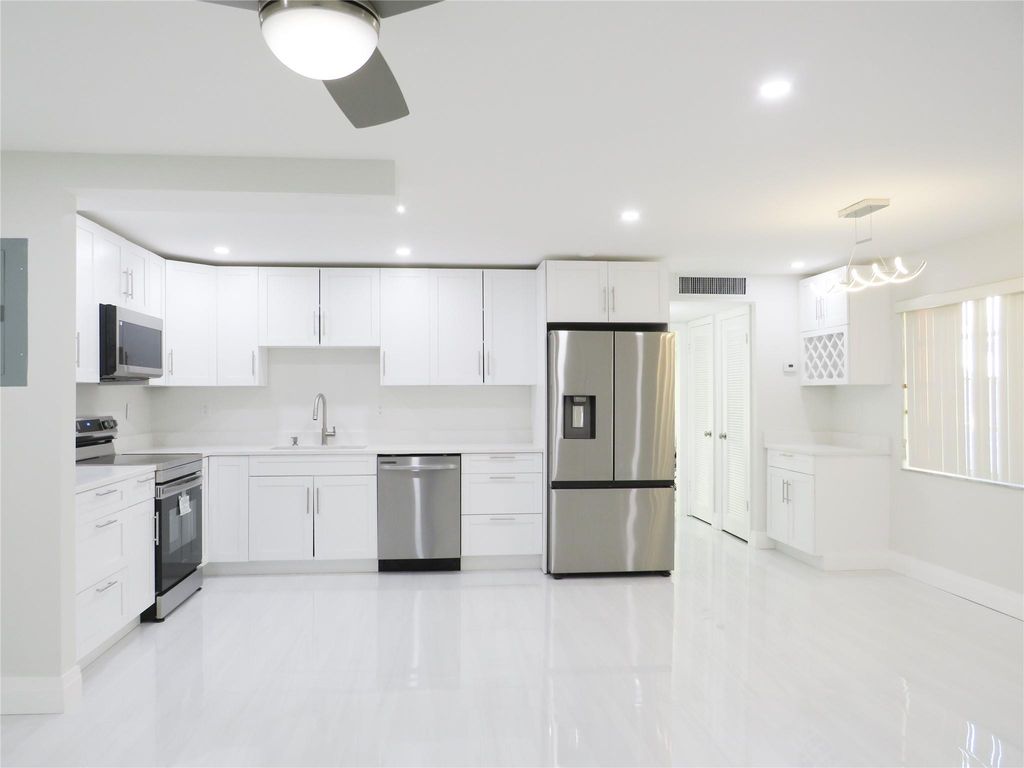 343 Normandy 343, Delray Beach, FL 33484
