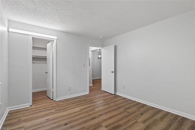 560 Candle Ln Apt 104, Newport News, VA 23608