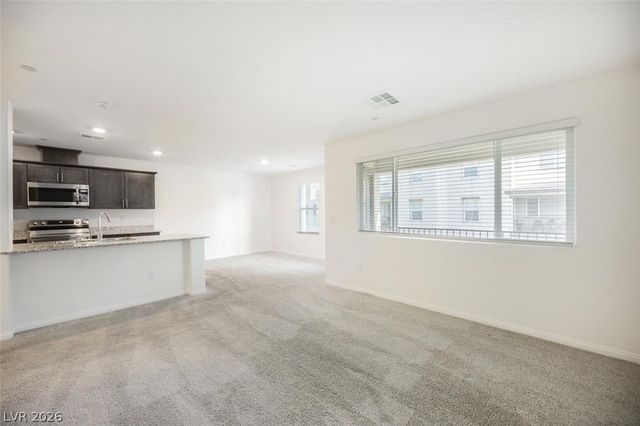 2657 Champagne Gold Avenue, North Las Vegas, NV 89086