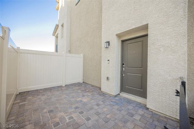 2657 Champagne Gold Avenue, North Las Vegas, NV 89086