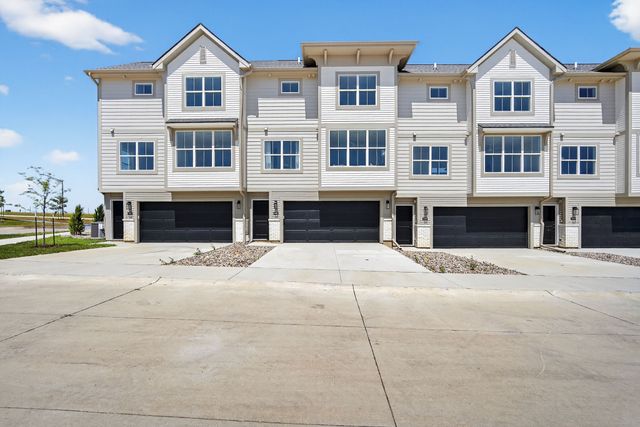 1451 SE Superior Lane, Waukee, IA 50263