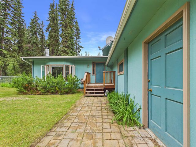 2616 GARNET DRIVE, North Pole, FL 99705