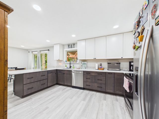 2616 GARNET DRIVE, North Pole, FL 99705
