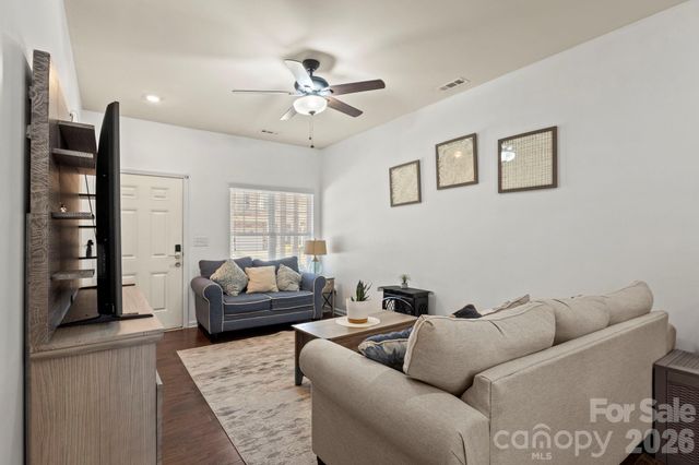 12221 Whiteside Drive, Charlotte, NC 28278