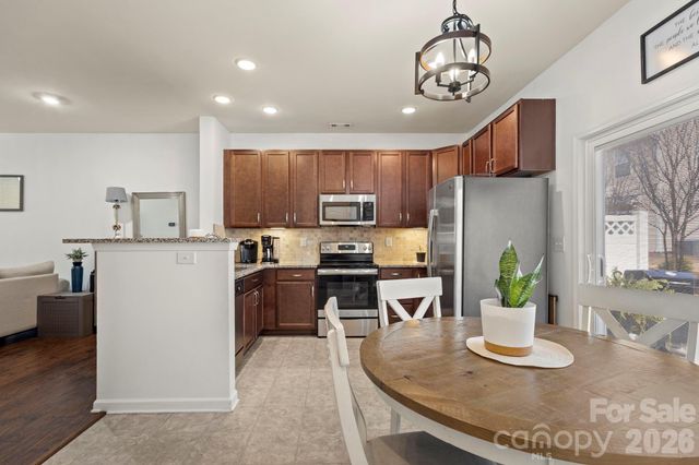 12221 Whiteside Drive, Charlotte, NC 28278