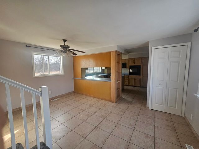 61861 Indian Trail, Ray, MI 48096