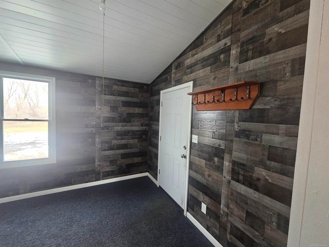 61861 Indian Trail, Ray, MI 48096