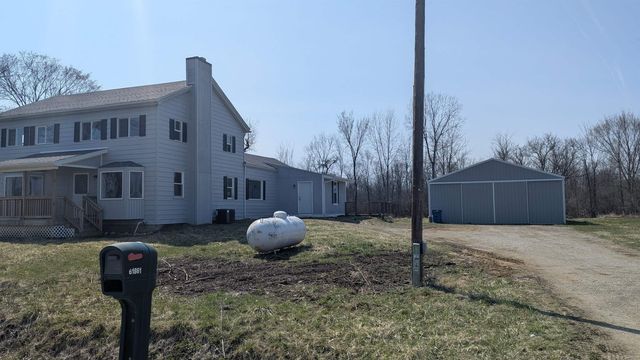61861 Indian Trail, Ray, MI 48096