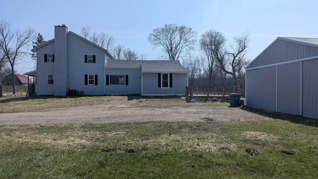 61861 Indian Trail, Ray, MI 48096