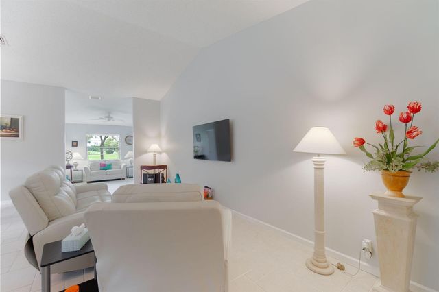 5487 Crystal Anne Drive, West Palm Beach, FL 33417
