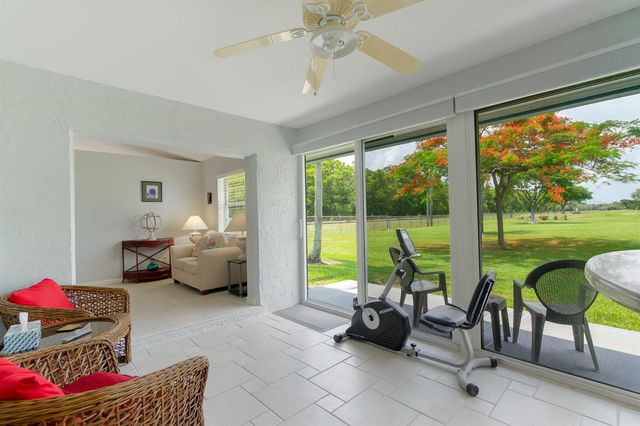 5487 Crystal Anne Drive, West Palm Beach, FL 33417