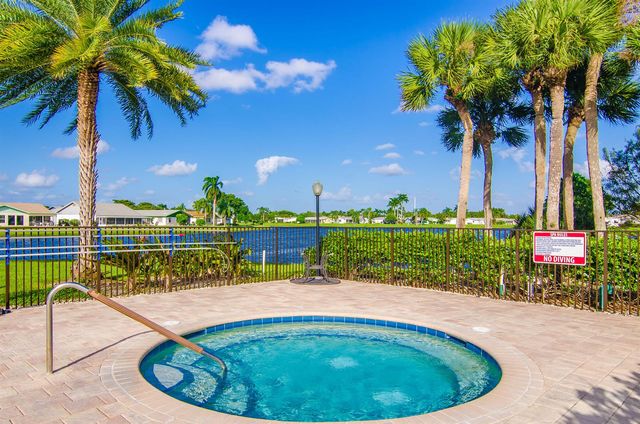 5487 Crystal Anne Drive, West Palm Beach, FL 33417