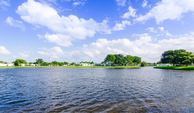 5487 Crystal Anne Drive, West Palm Beach, FL 33417